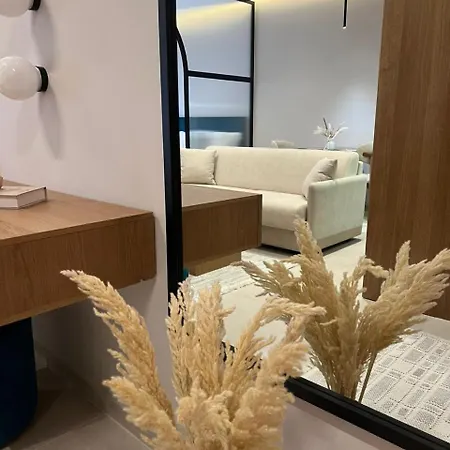 Bliss 5 Maji ティラナ